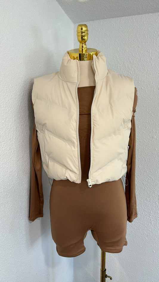 Ana puff vest (ivory)